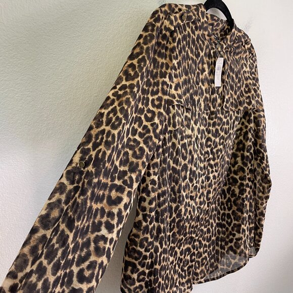 NEW Ann Taylor Womens 12 Animal Print Blouse Roll Tab Sleeve Button Up Shirt Top - Picture 7 of 11